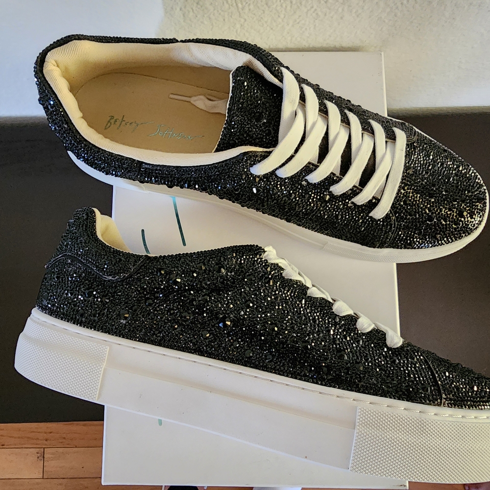 Betsey Johnson Sidny Platform Sneakers